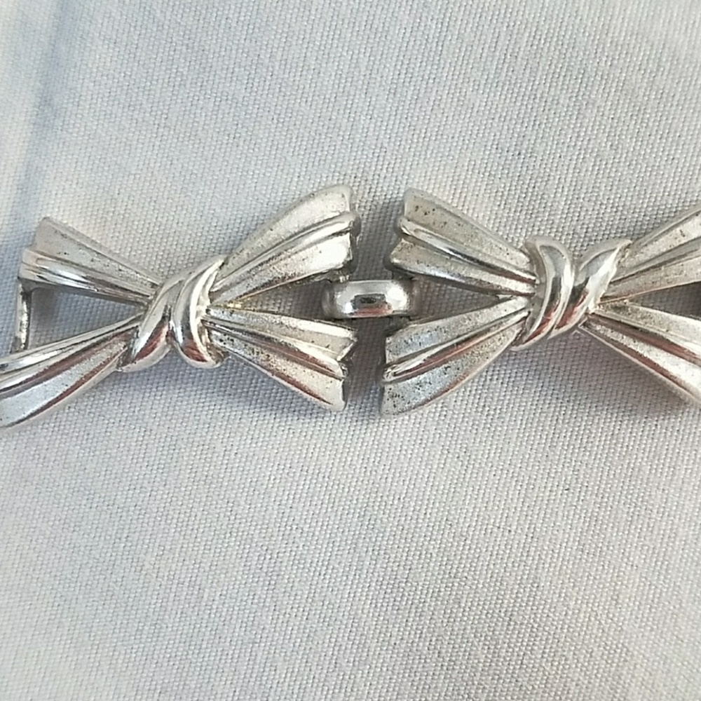Vintage Trifari  Silver Bow Bracelet